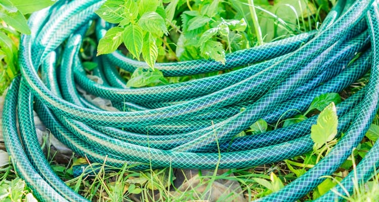 Different Types Of Garden Hoses - Learn About Various Uses For Garden Hoses